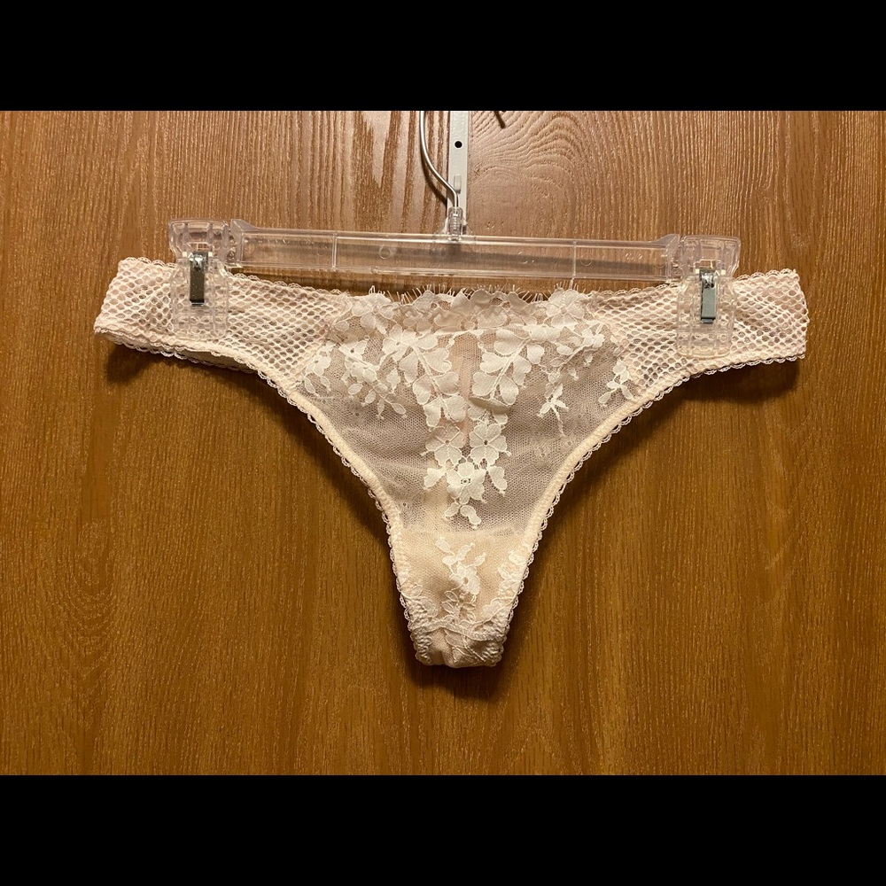 Victoria’s Secret Dream Angels Lace Thong Panty